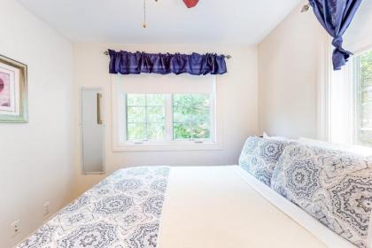 Dogwood Cottage - image 17