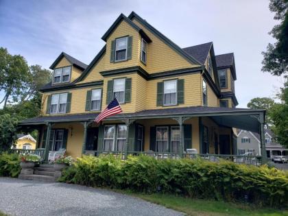 Sand Bar Cottage Inn - image 2