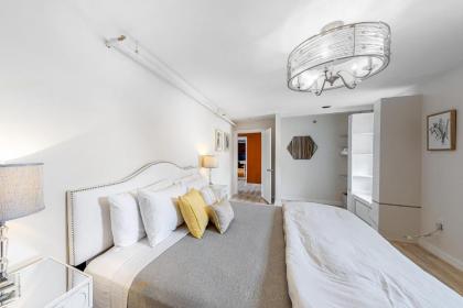 Bar Harbor Penthouse - image 17