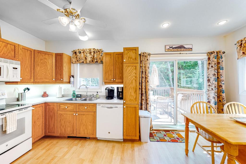 Birch Cottage - image 6