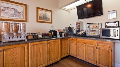 Best Western Wilderness Trail Inn - image 4