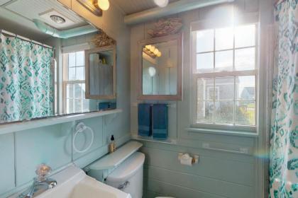 Sea Coast Cottage - image 11