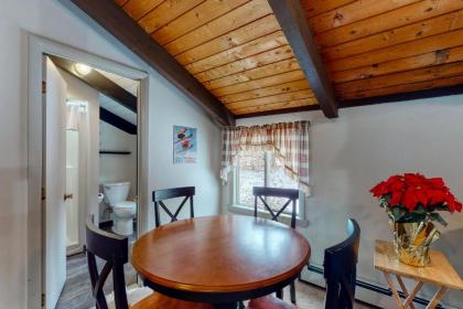 Covered Bridge Chalet - image 8