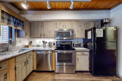 37 Crawford Hills Townhouse - image 14