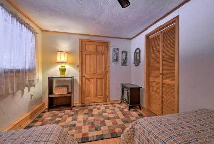 Cozy White Mountain Home - 5 Mins to Attitash Mtn! - image 3