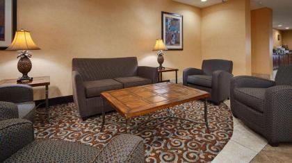 Best Western Bastrop Pines Inn - image 4