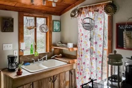 Yerba Cottage - image 5