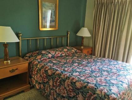 Appalachian Retreat on the Edge of Shenandoah Valley - image 3