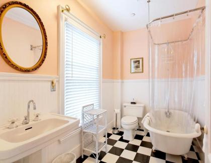 Kennebec Inn - image 4