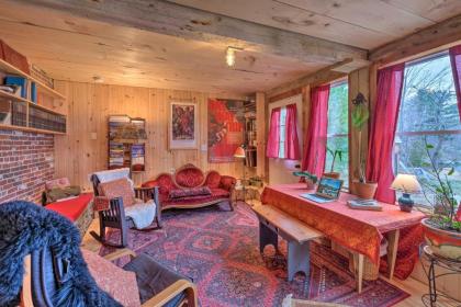 Cozy 1930s-style Waterfront Maine Cabin with Dock! - image 8