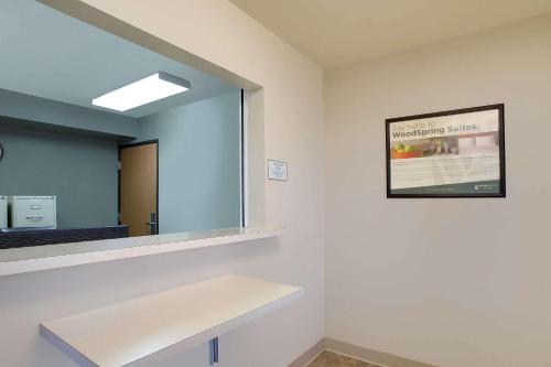 WoodSpring Suites Baton Rouge Airline Highway - image 2