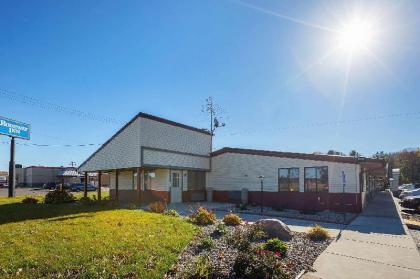FairBridge Inn Express Battle Creek - image 8