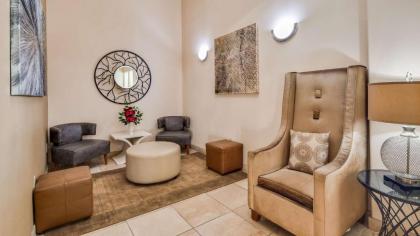Best Western Plus Battleground Inn & Suites - image 6