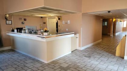 Royal Inn Battle Mountain - image 10