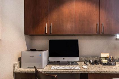 Comfort Inn Bay City - Riverfront - image 3