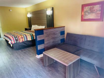 Log Cabin Inn - image 7