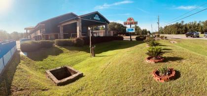 Log Cabin Inn - image 8