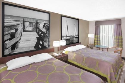 Super 8 by Wyndham Bay St. Louis - image 13