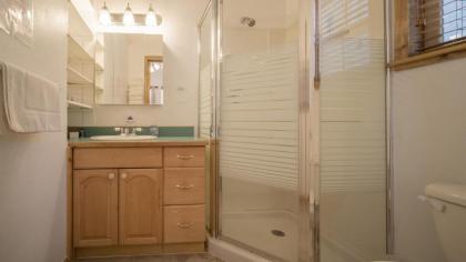The Iris Cabin #1 - image 4
