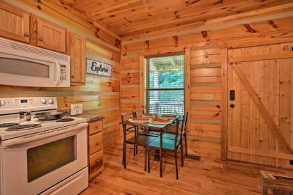 Pet-Friendly Cabin with WiFi in Daniel Boone NF - image 10