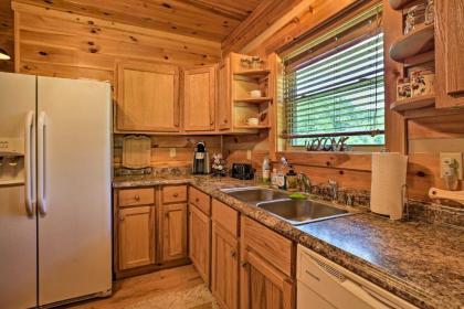 Pet-Friendly Cabin with WiFi in Daniel Boone NF - image 8