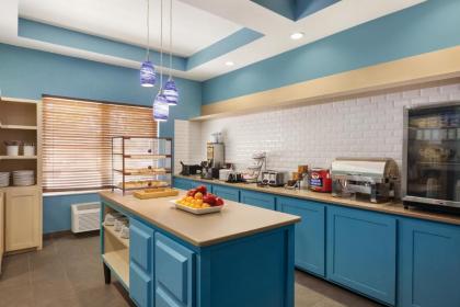 Country Inn & Suites by Radisson Beaufort West SC - image 13