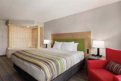 Country Inn & Suites by Radisson Beaufort West SC - image 3