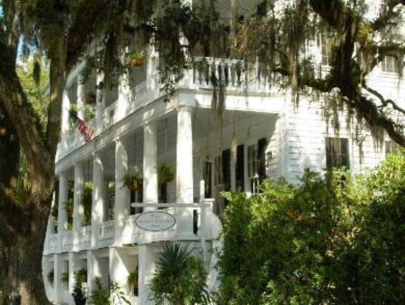 Rhett House - main image