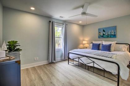NEW! Fully Renovated 2 Bed 2 Bath Apartment in Downtown Beaufort - image 14