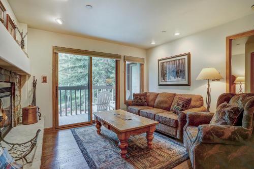 Newly Renovated 2 Bed 2 Bath Beaver Creek Condo Condo - main image