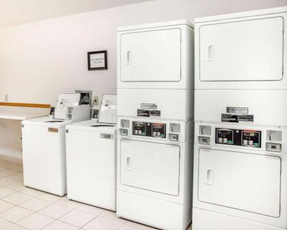 Suburban Extended Stay Dayton-Wp Afb - image 8