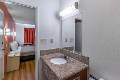 Motel 6-Beaverton OR - image 12
