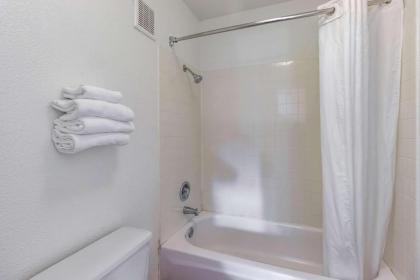 Motel 6-Beaverton OR - image 7