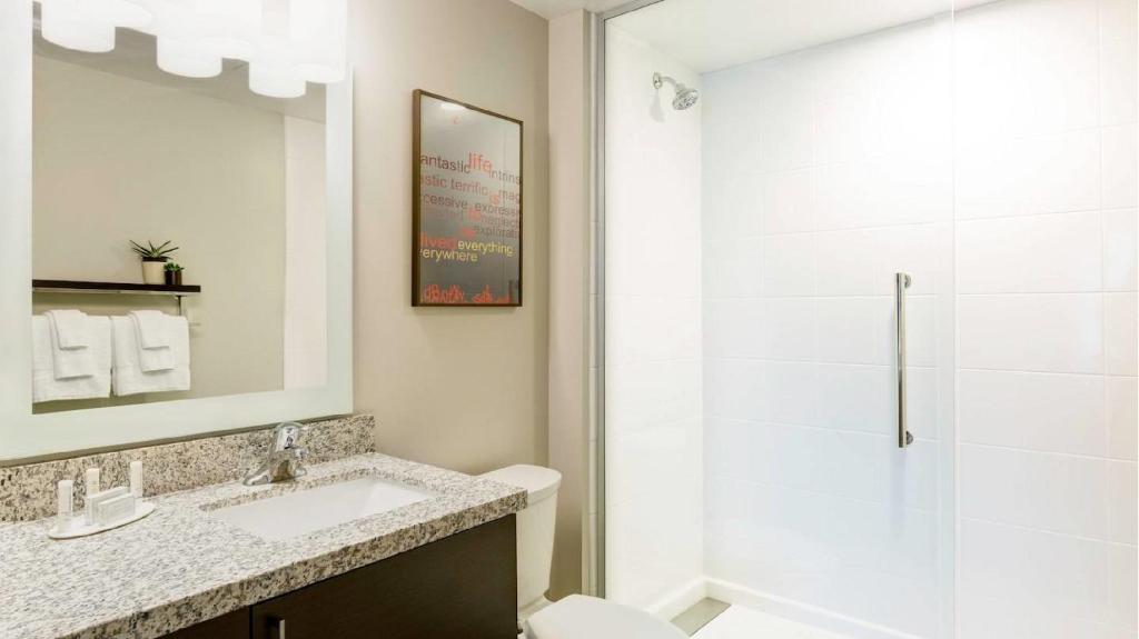 TownePlace Suites by Marriott Portland Beaverton - image 5