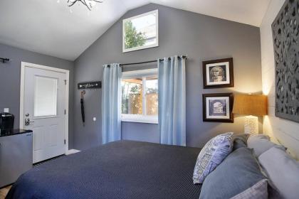 Watson Avenue Tiny House - image 12