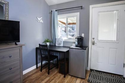 Watson Avenue Tiny House - image 13