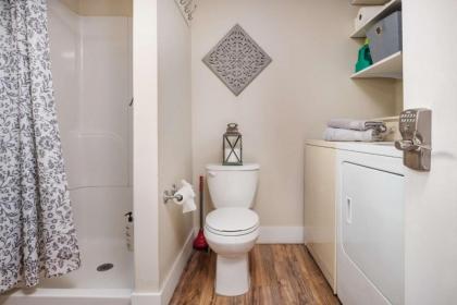 Watson Avenue Tiny House - image 4