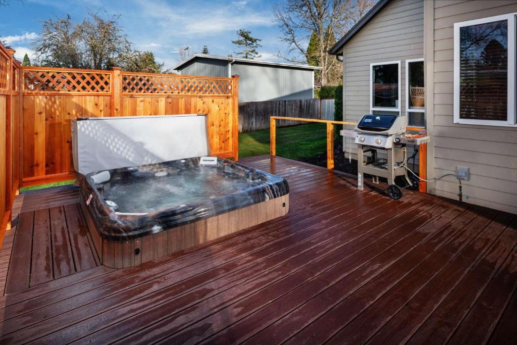 Highland Gables - image 5