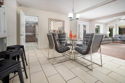 Peppertree Retreat - image 6