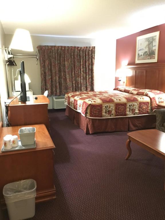 Becker inn & Suites - image 7