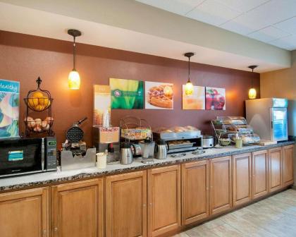 Quality Inn Beckley - image 2