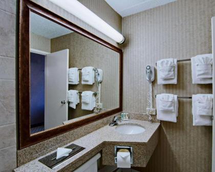 Quality Inn Beckley - image 8