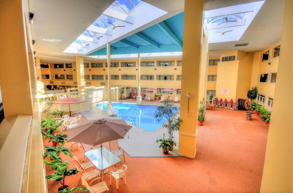 Bedford Plaza Hotel - Boston - main image