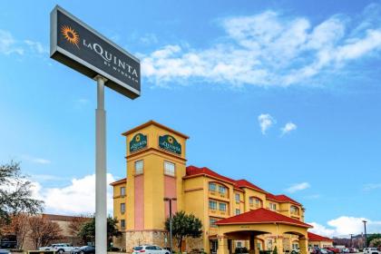 La Quinta by Wyndham DFW Airport West - Bedford - image 13