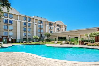 Holiday Inn Hotel Dallas DFW Airport West an IHG Hotel - image 4