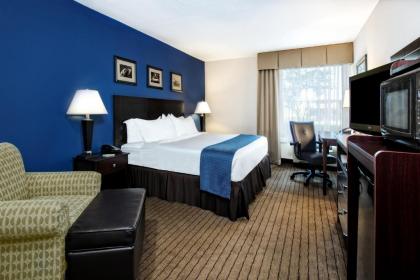 Holiday Inn Hotel Dallas DFW Airport West an IHG Hotel - image 7