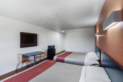 Motel 6-Bedford TX - Fort Worth - image 11