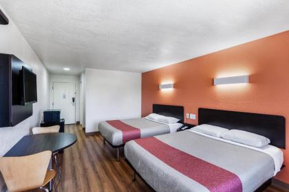 Motel 6-Bedford TX - Fort Worth - image 12