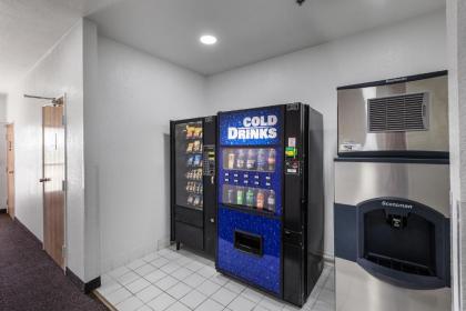 Motel 6-Bedford TX - Fort Worth - image 14