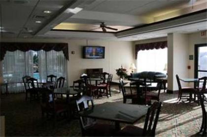 Hampton Inn Bedford - image 4